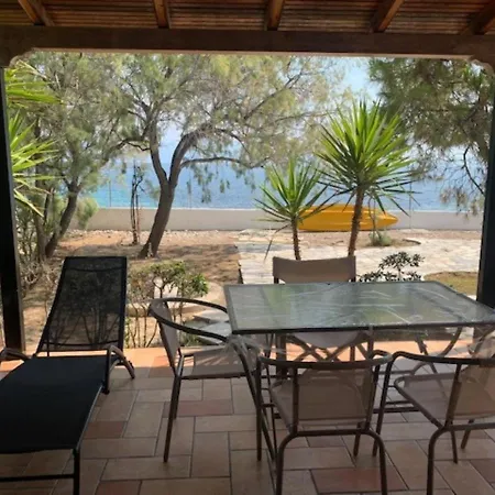 Nyaraló Captivating 4-Bed House In Xylokastro *